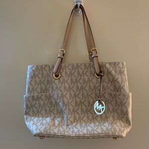 MK Purse